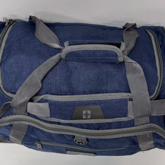 Waterproof Bottom - NWTs SwissTech Blue Excursion 24" Travel Duffel Luggage Bag - Picture 2 of 7